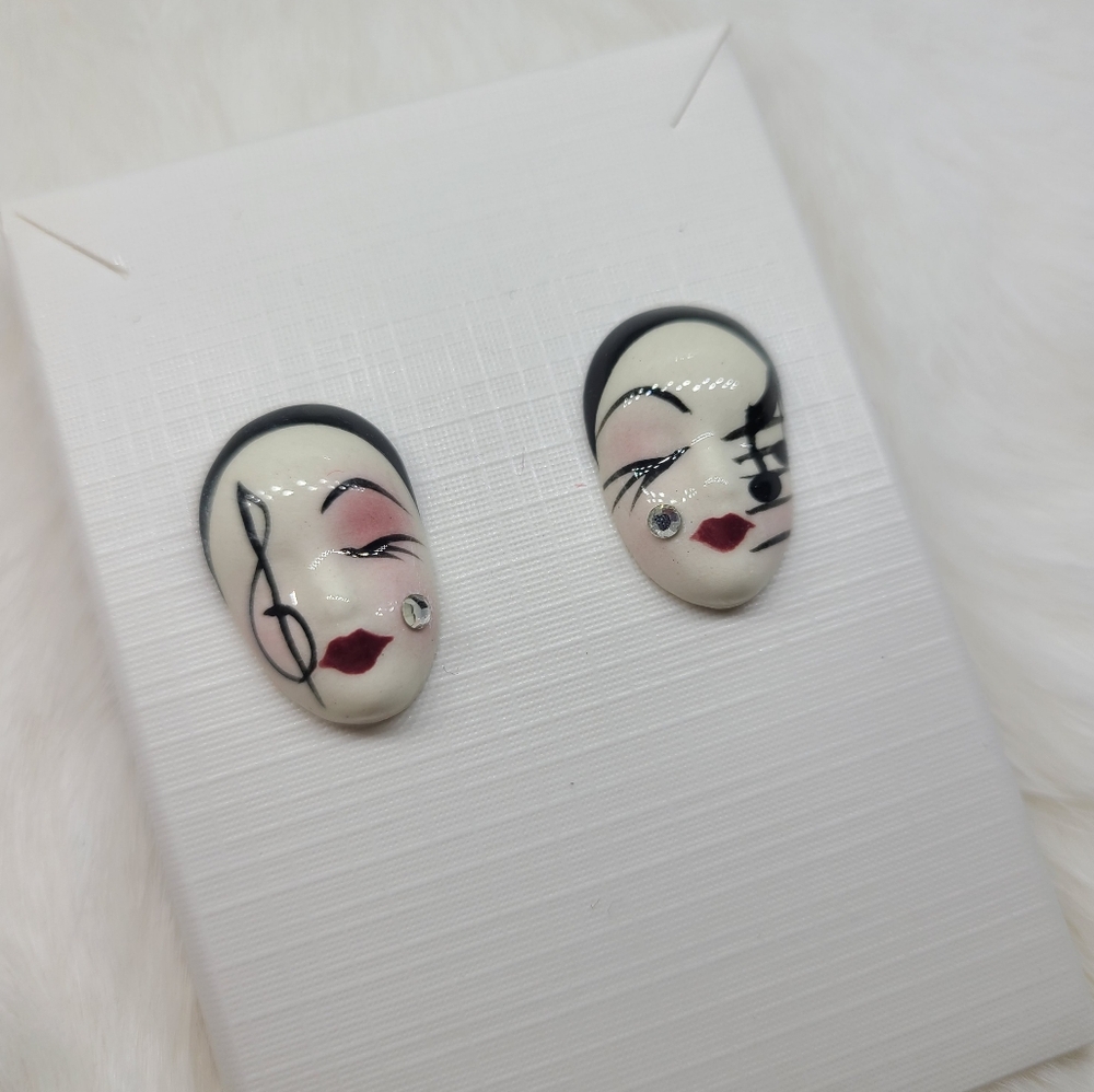 Vintage Fancy Faces Hand Painted Porcelian Music Note Treble Clef Stud Earrings
